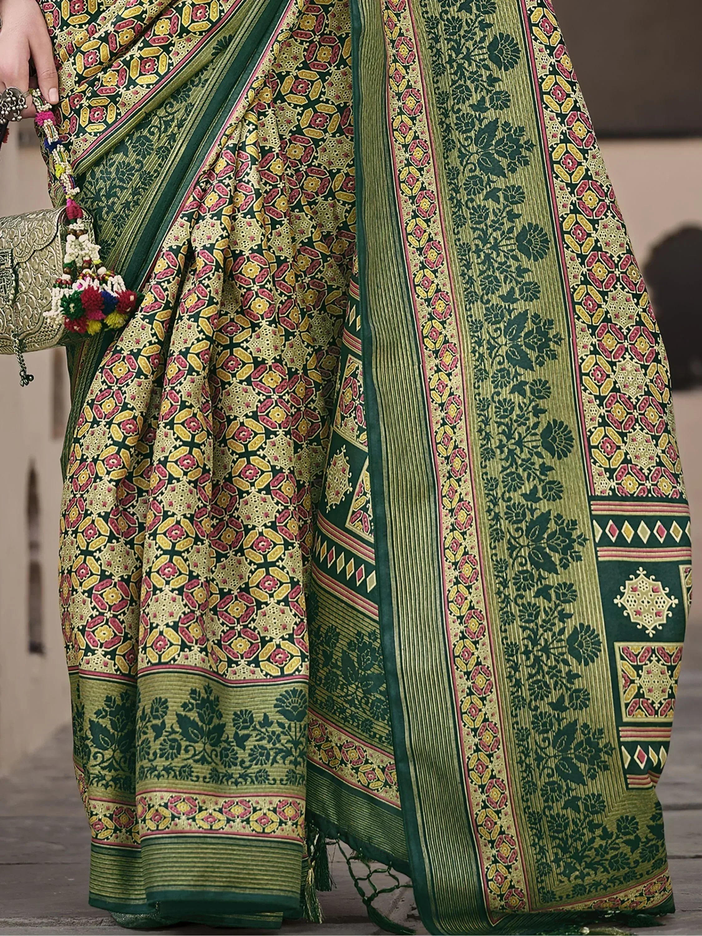 Green floral printed saree with intricate border, ethnic wear for women
