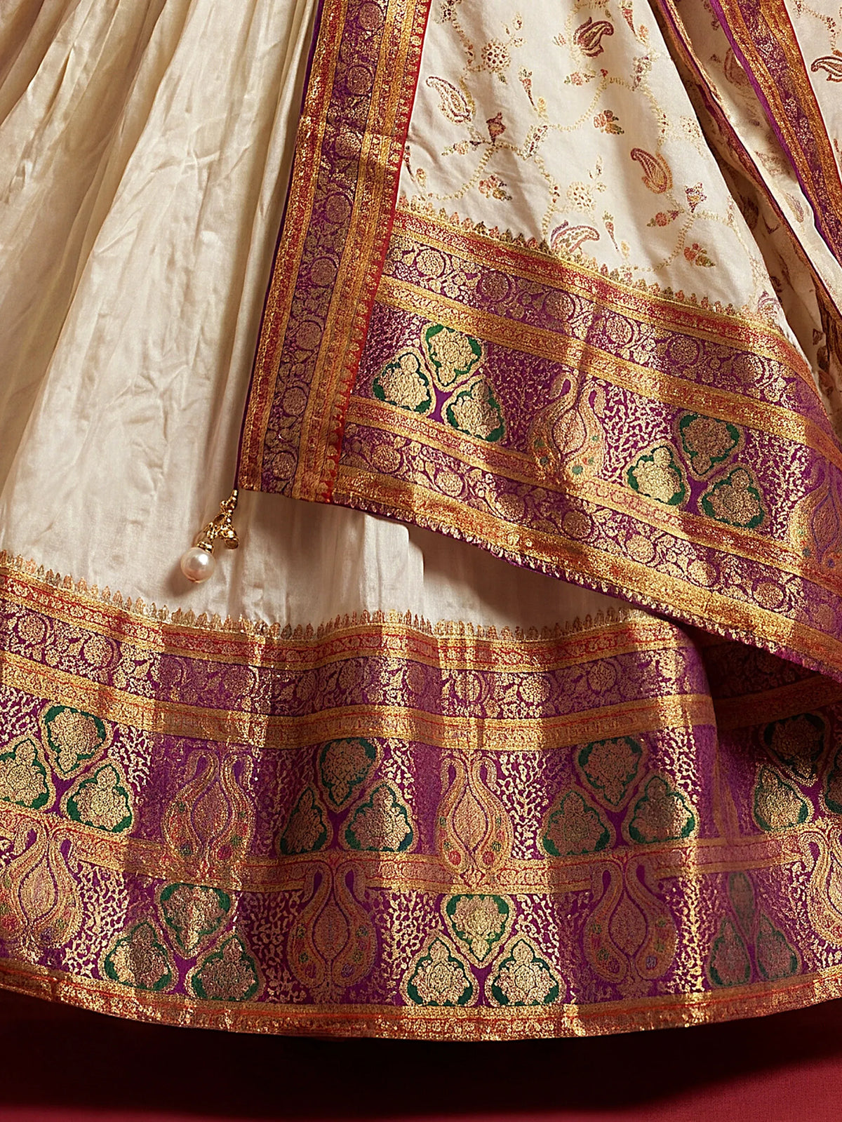 Aesthetics Off-White Zari Weaving Viscose Silk Traditional Lehenga Choli