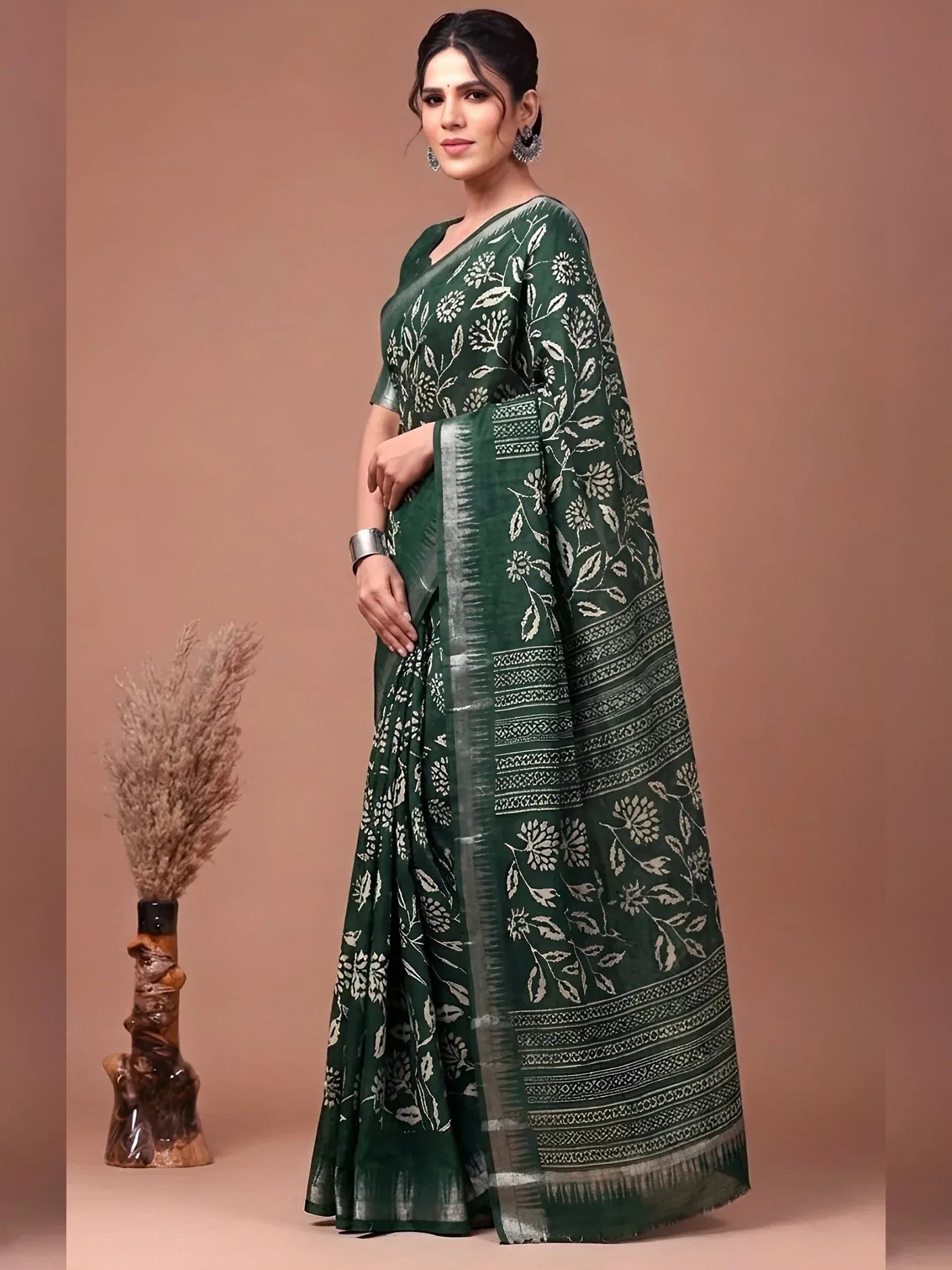 Fantastic Green Flower Print Silk Mehendi Wear Saree With Blouse