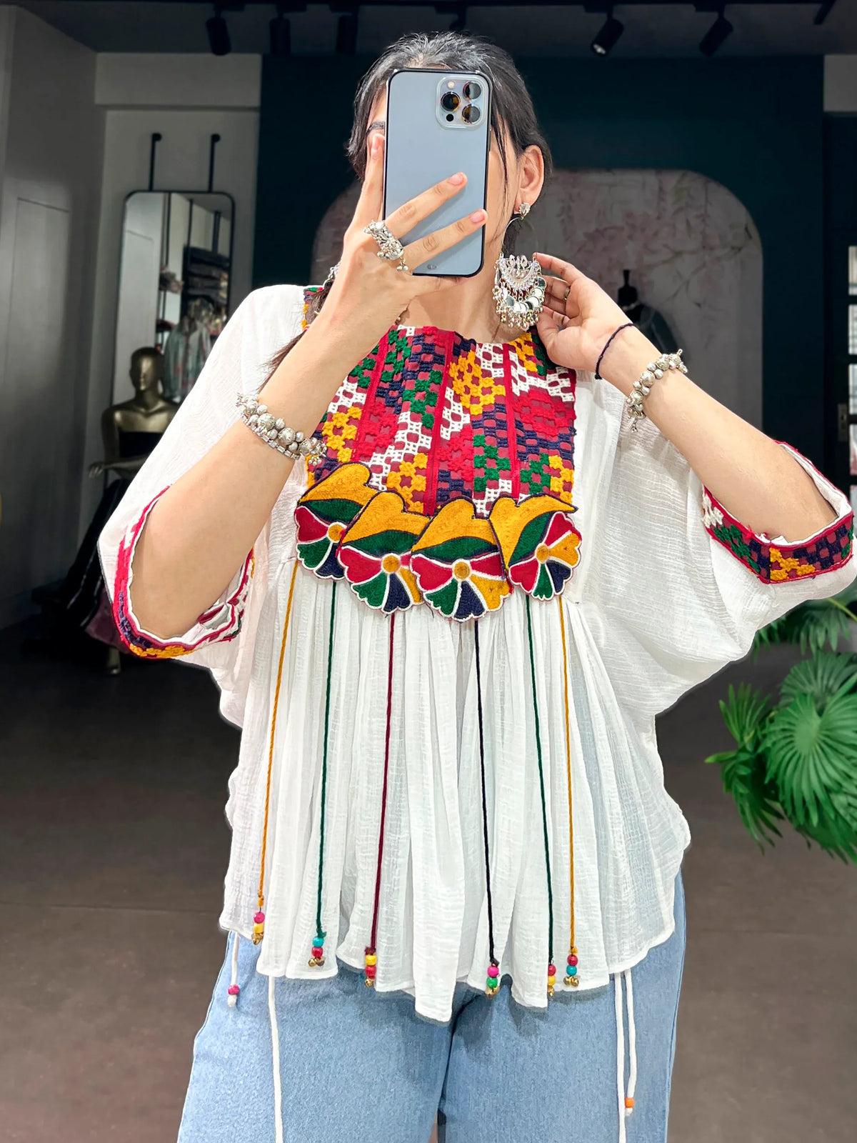 Fantastic White Gamthi Work Chiffon Navratri Wear Top