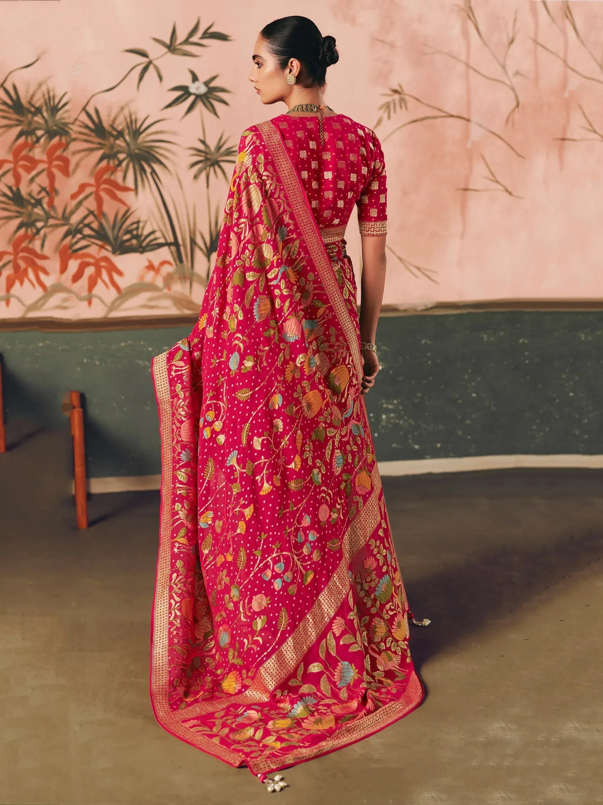 Elegant Red Weaving Work Silk Bridal Wear Saree With Blouse