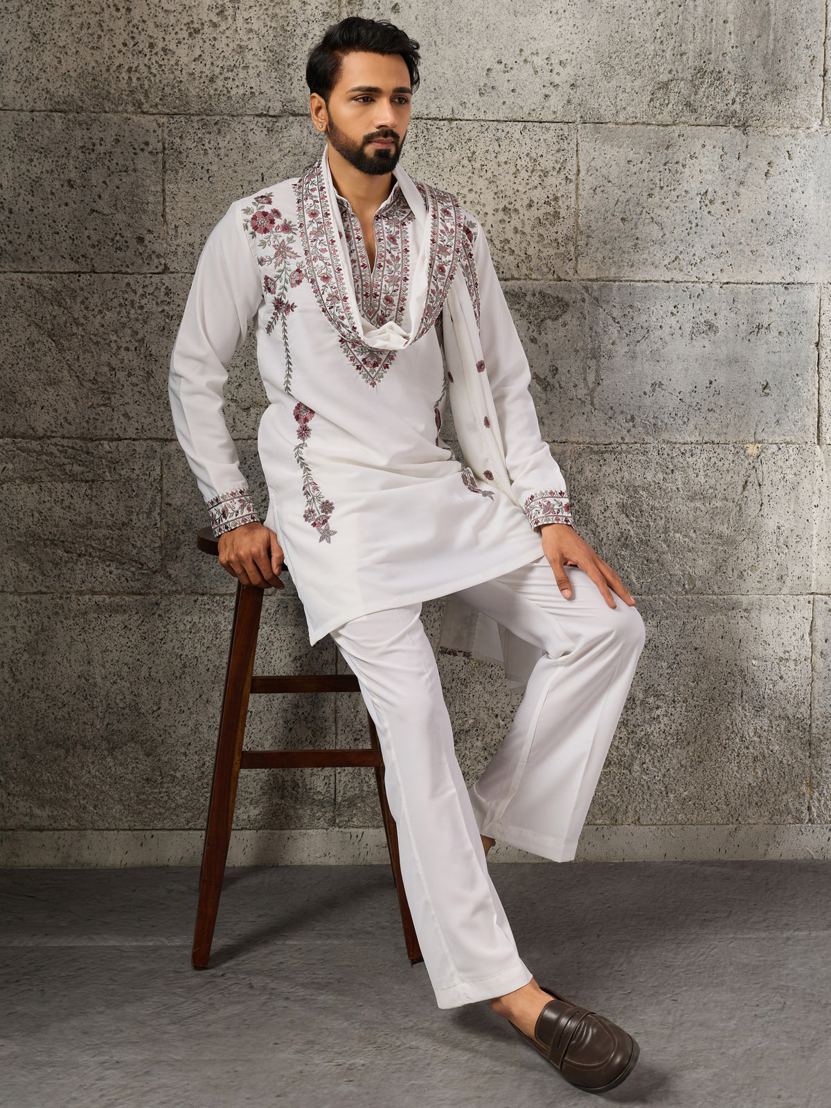 Rich White Floral Embroidery Wedding Wear Men's Kurta Set With Dupatta