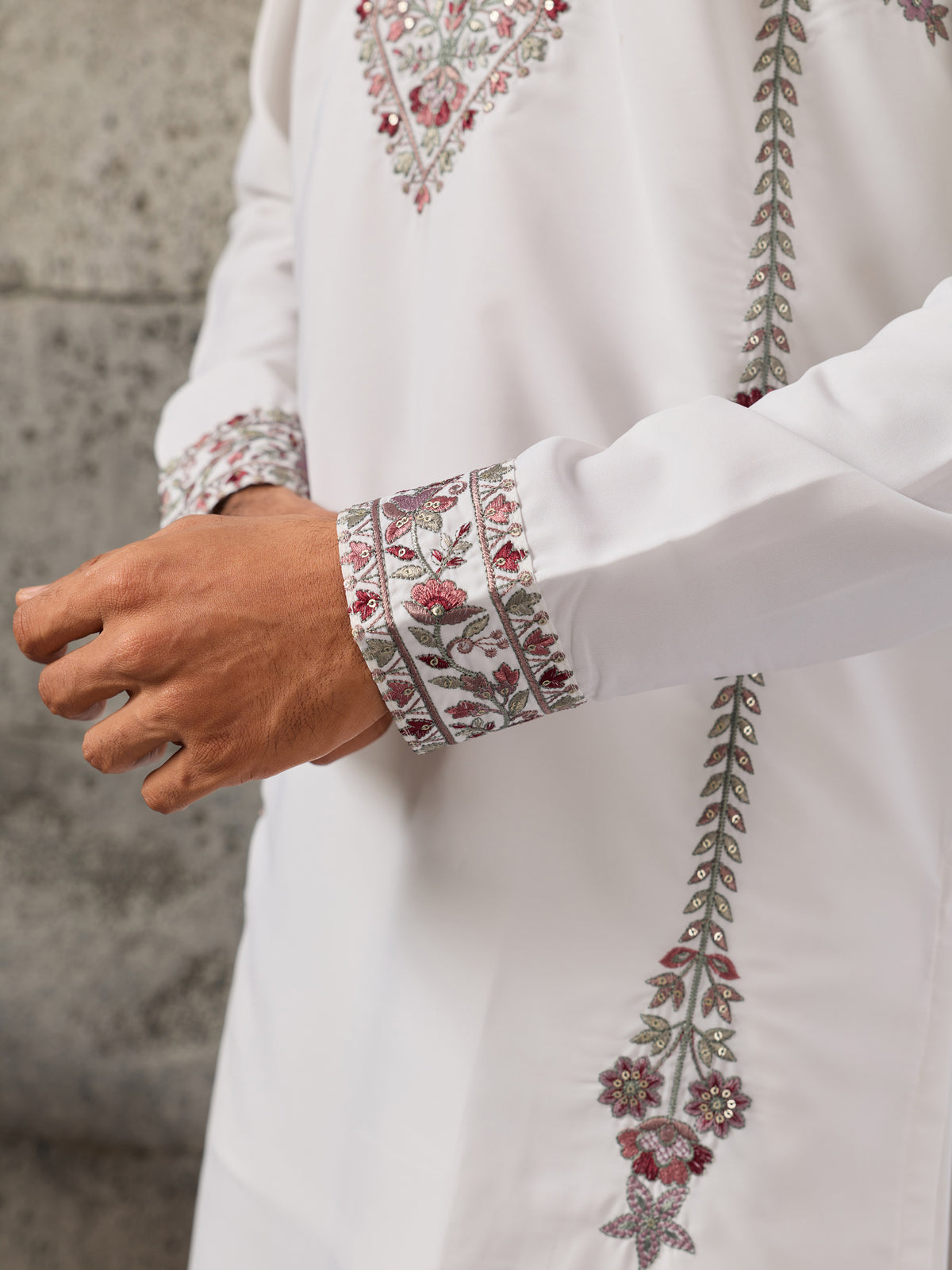 Rich White Floral Embroidery Wedding Wear Men's Kurta Set With Dupatta