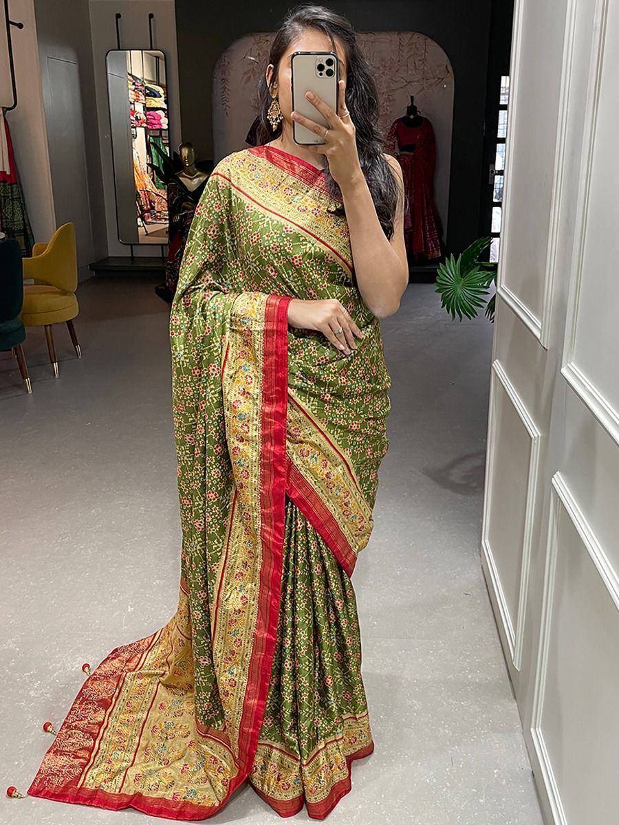 Mesmerizing Green Patola Print Silk Wedding Wear Saree With Blouse