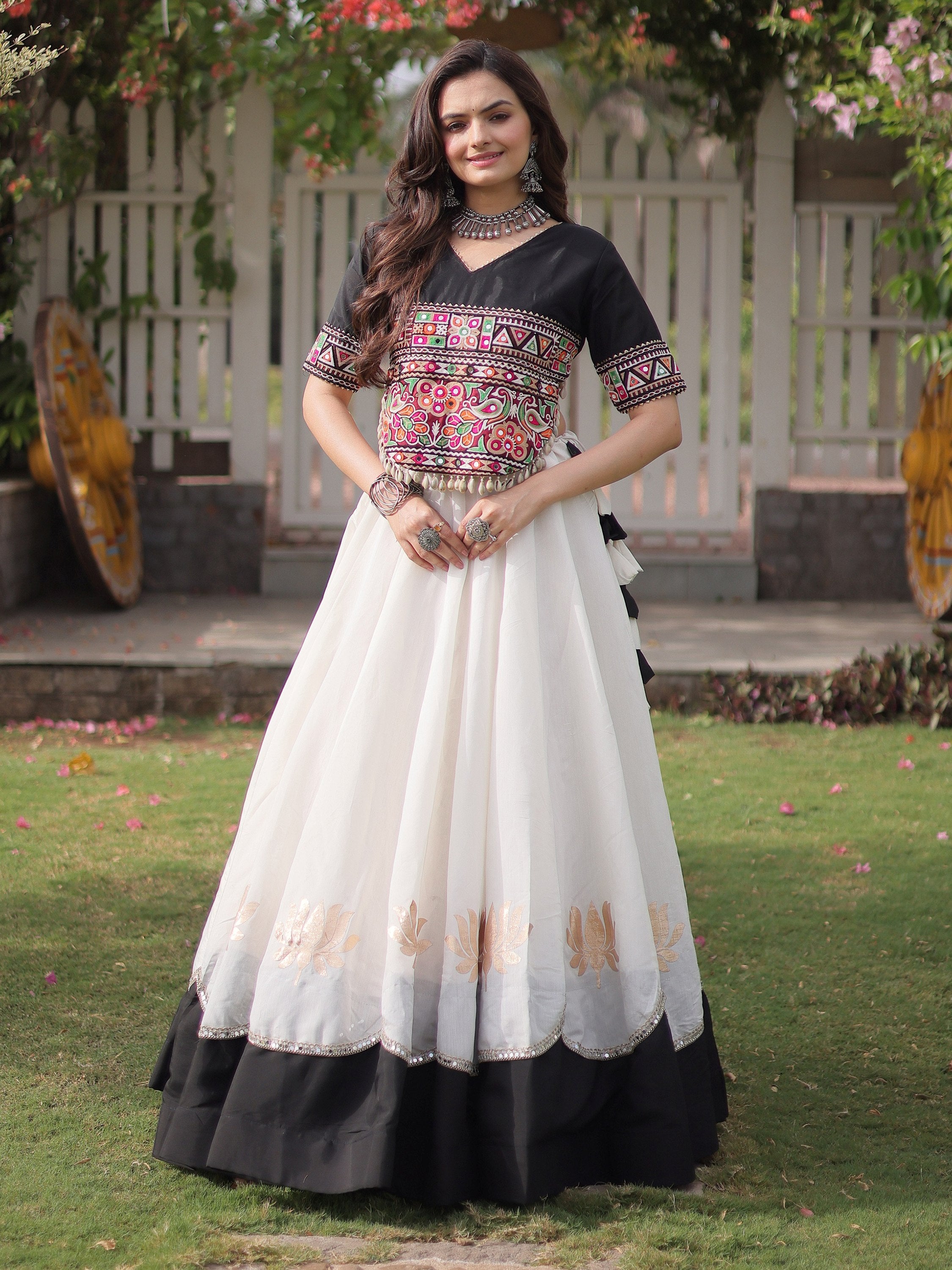 Awesome White Silk Navratri Wear Lehenga With Gamthi Work Blouse
