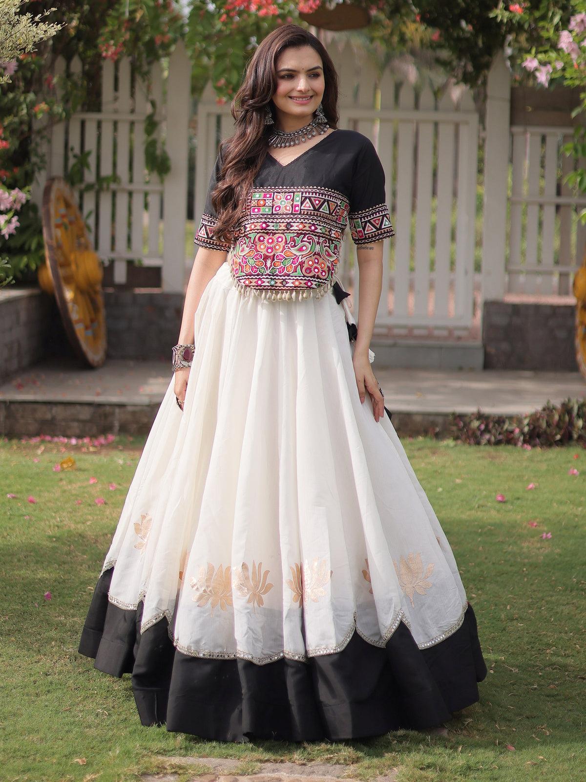 Awesome White Silk Navratri Wear Lehenga With Gamthi Work Blouse