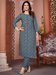 Tantalizing Blue Digital Printed Rayon Casual Wear Pant Suit