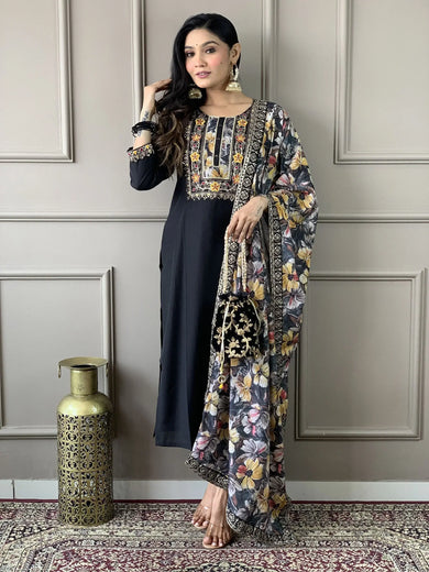 Magnetic Black Embroidery Work Chanderi Silk Event Wear Pant Suit