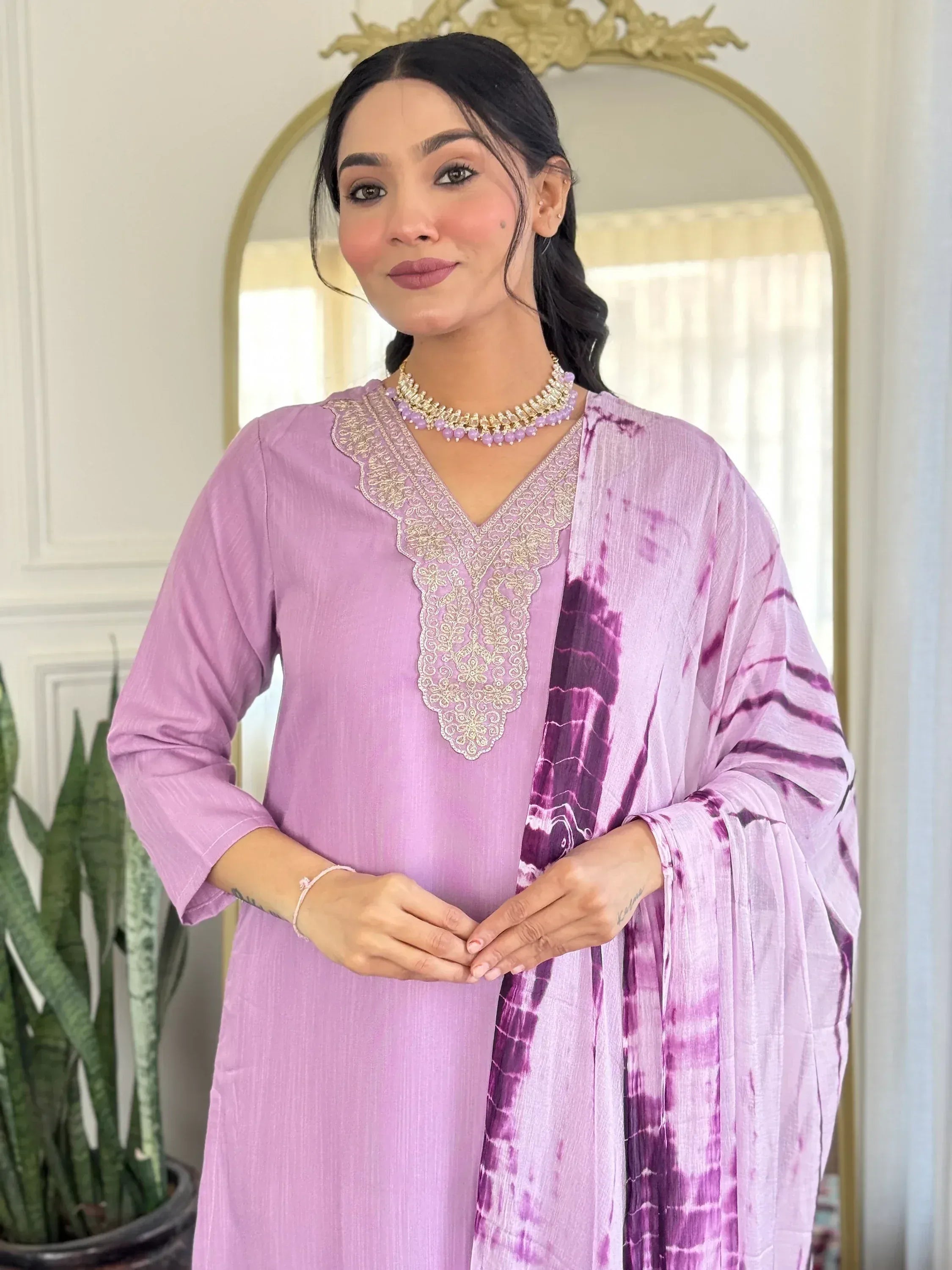 Lavender ethnic kurta with gold embroidery and tie-dye dupatta, perfect for Indian occasions.