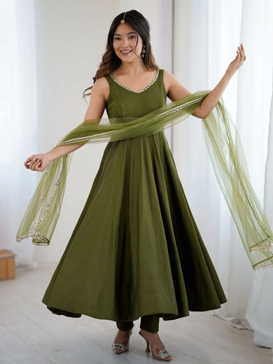 Striking Green Chanderi Silk Lace Work Festive Wear Anarkali Suit