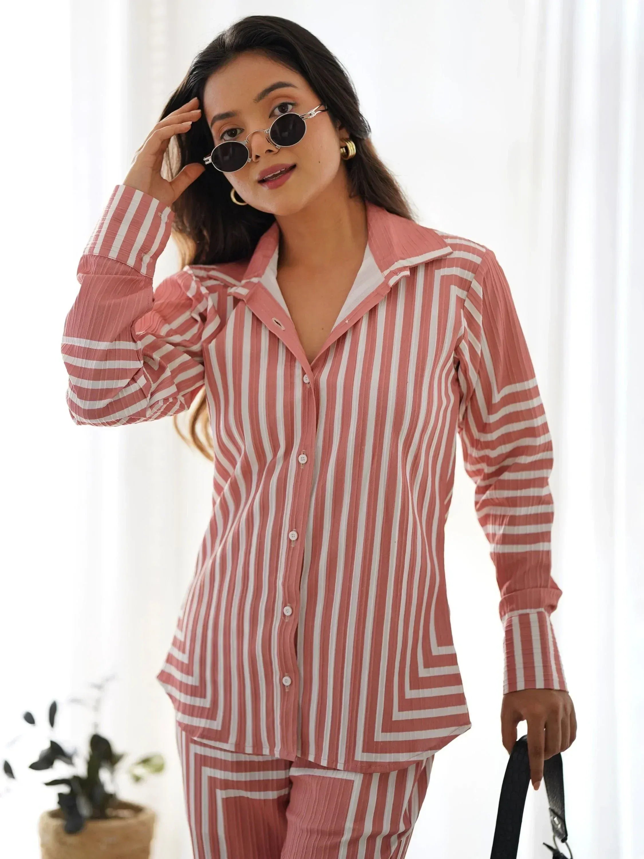 Pink and white striped ethnic shirt and pants set, stylish women's wear