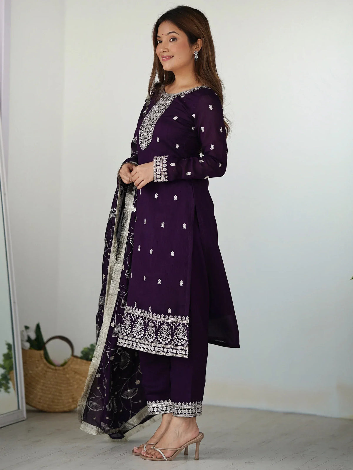 Purple embroidered salwar kameez with matching dupatta, Indian ethnic wear for women
