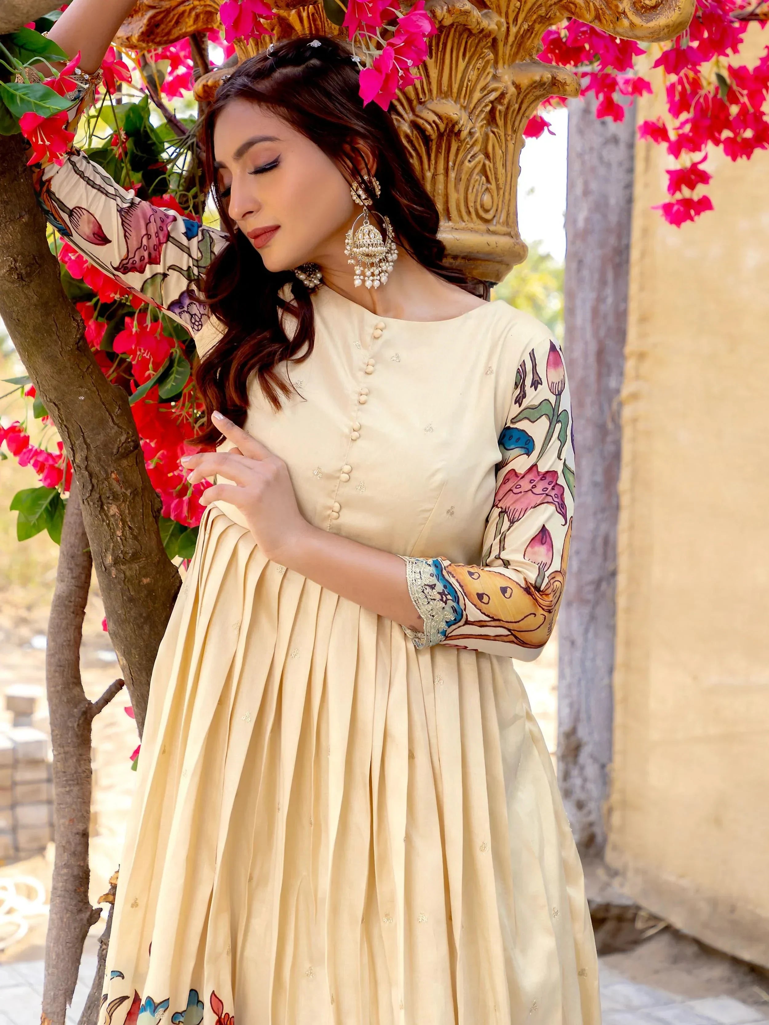 Mesmerizing Cream Silk Printed Traditional Gown - Ethnic Plus In