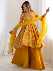 Yellow ethnic kurta set for women