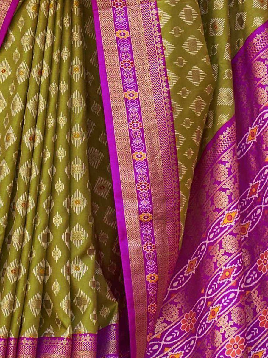Sumptuous Green Patola Printed Silk Reception Wear Saree With Blouse