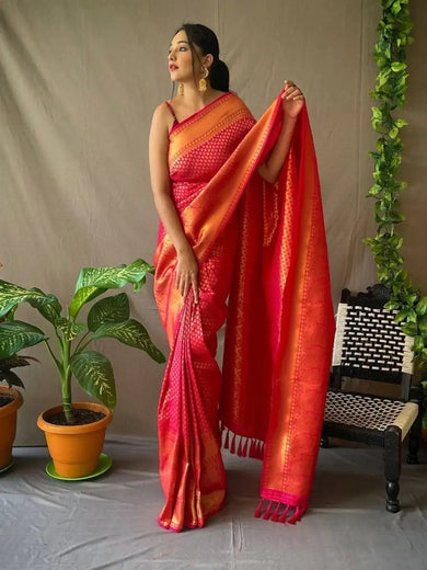 Dazzling Rose Pink Jacquard Kanjeevaram Silk Wedding Saree With Blouse