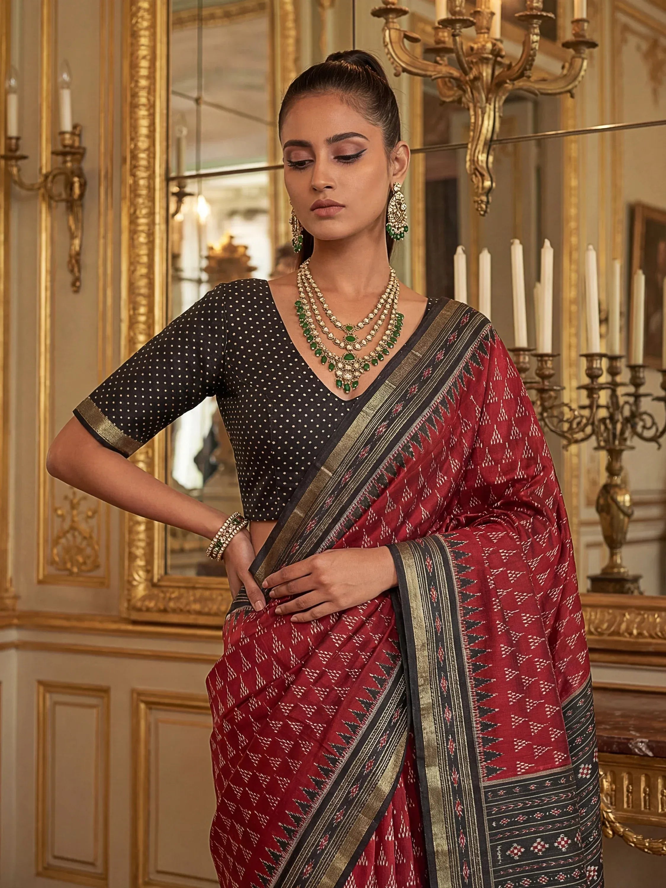 Beauteous Red Zari Weaving Silk Marriage Wear Saree With Blouse