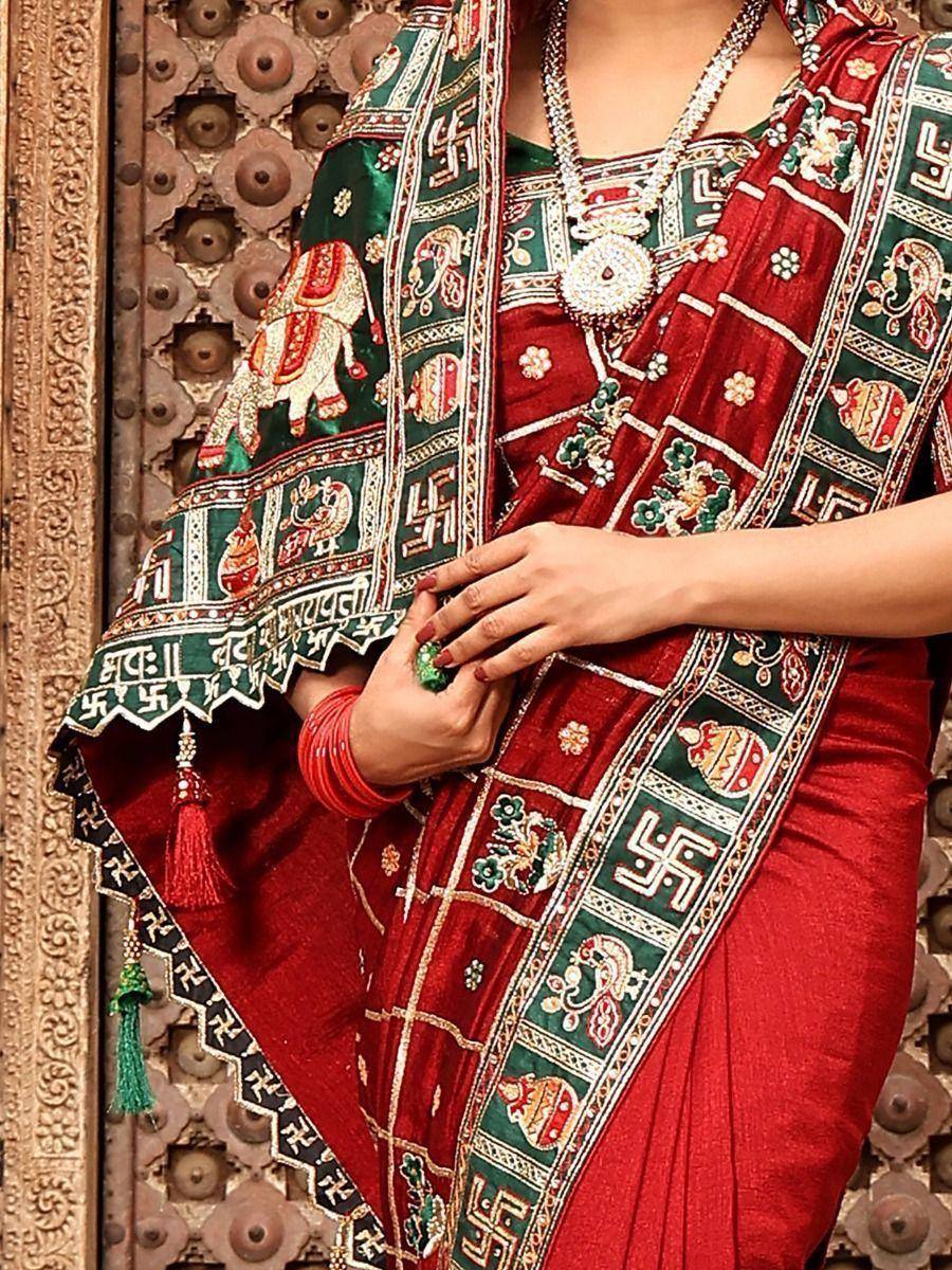 Fascinating Red Embroidered Silk Wedding Wear Panetar Saree With Blouse