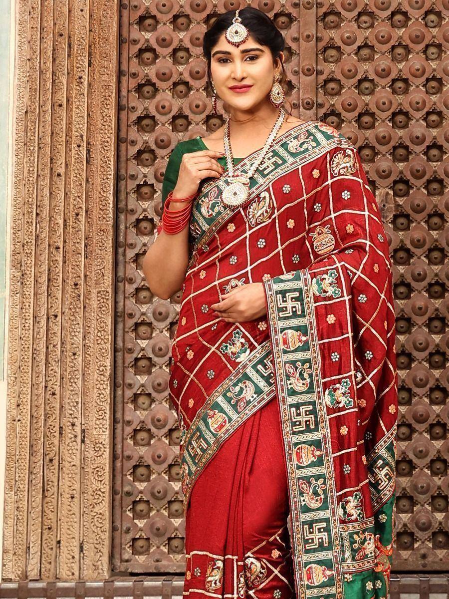 Fascinating Red Embroidered Silk Wedding Wear Panetar Saree With Blouse
