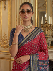 Lovable Red Digital Printed Silk Wedding Wear Saree With Blouse