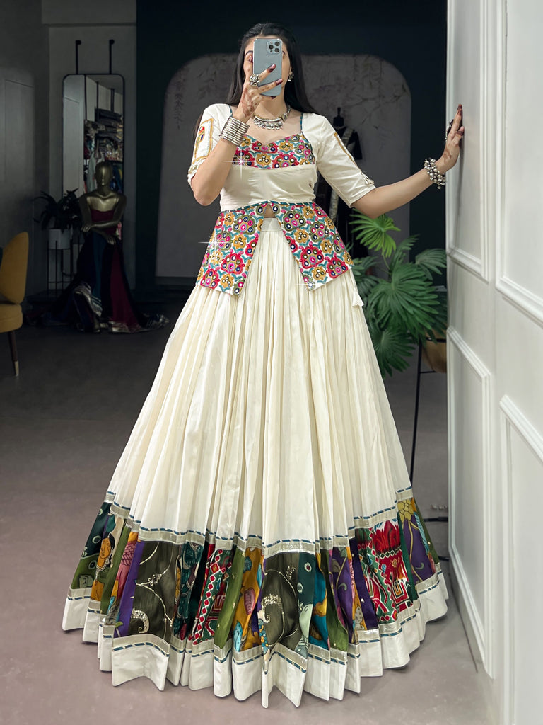 Aesthetic White Cotton Navratri Wear Lehenga With Gamthi Work Choli
