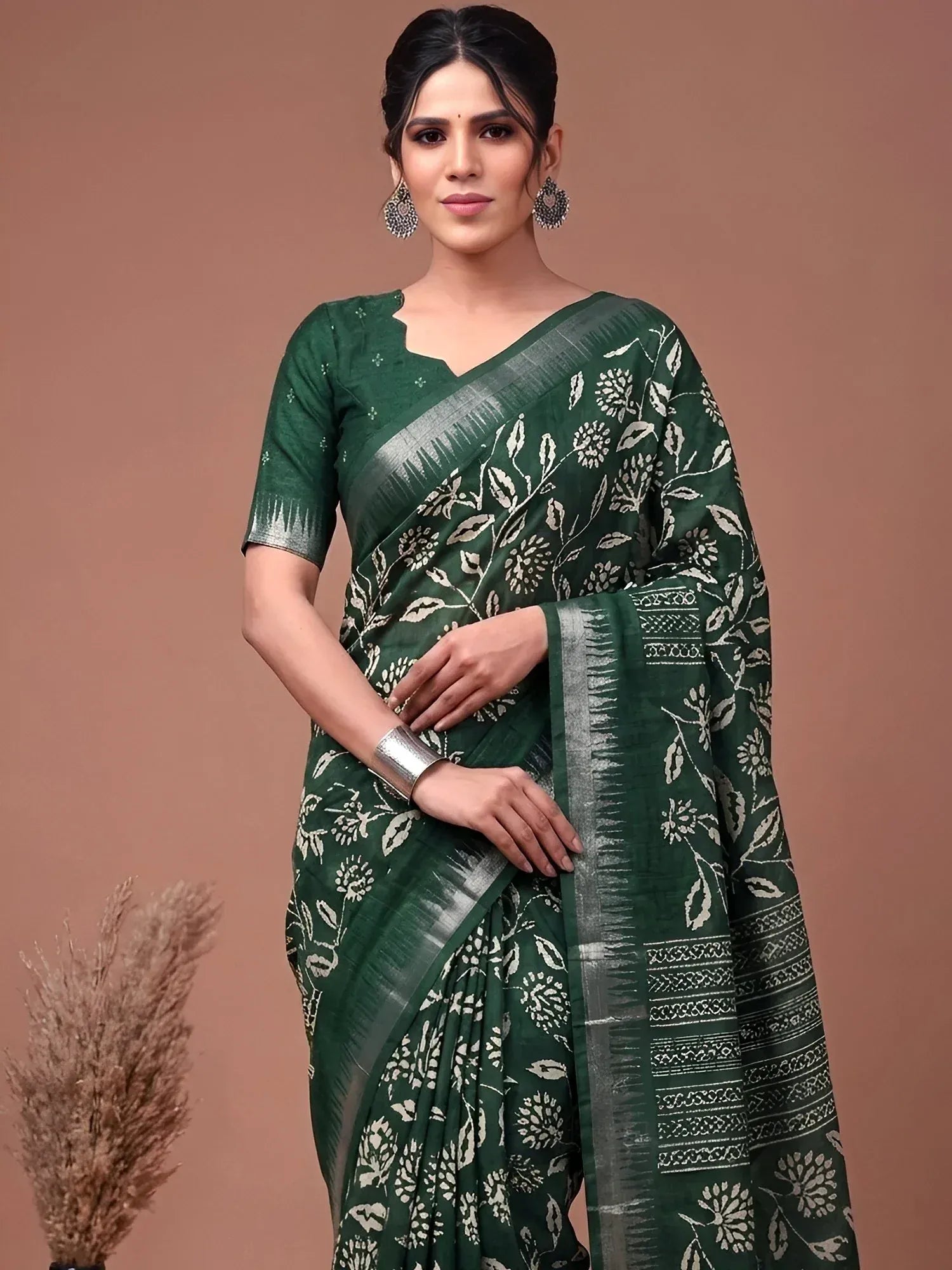 Fantastic Green Flower Print Silk Mehendi Wear Saree With Blouse