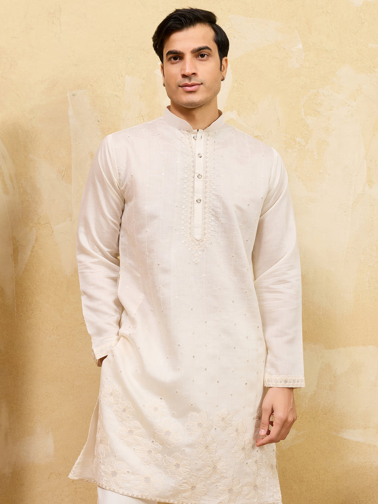 Glamorous White Thread Embroidered Silk Function Wear Men’s Kurta