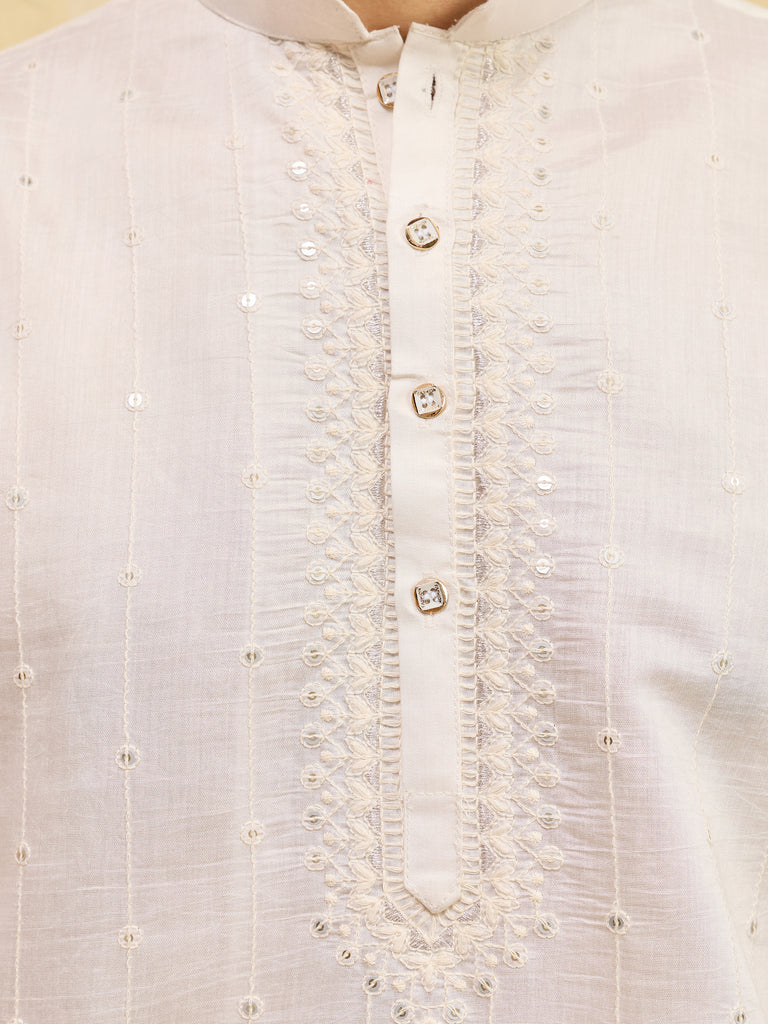Glamorous White Thread Embroidered Silk Function Wear Men’s Kurta