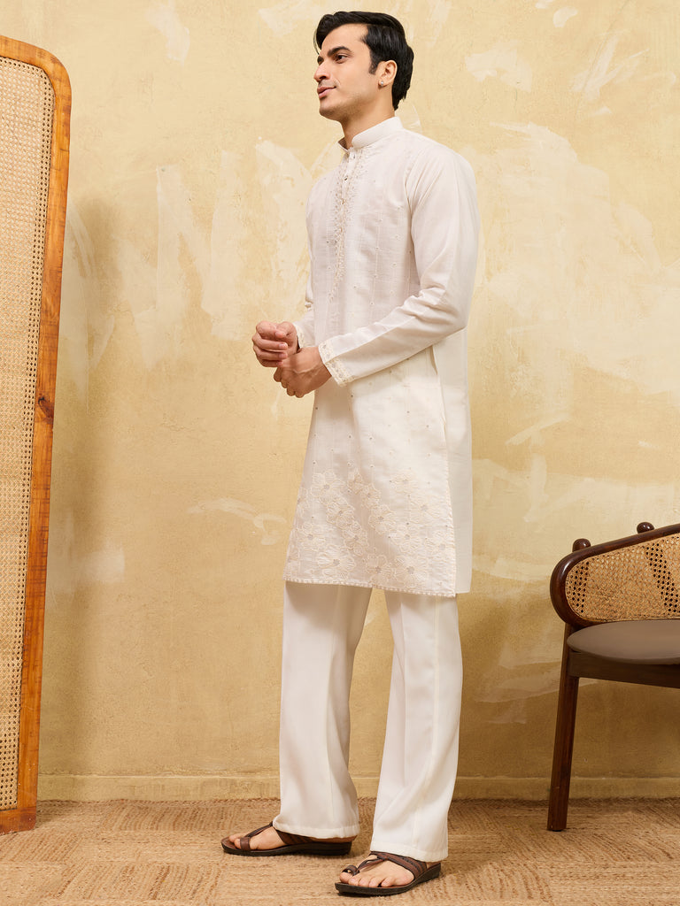 Glamorous White Thread Embroidered Silk Function Wear Men’s Kurta