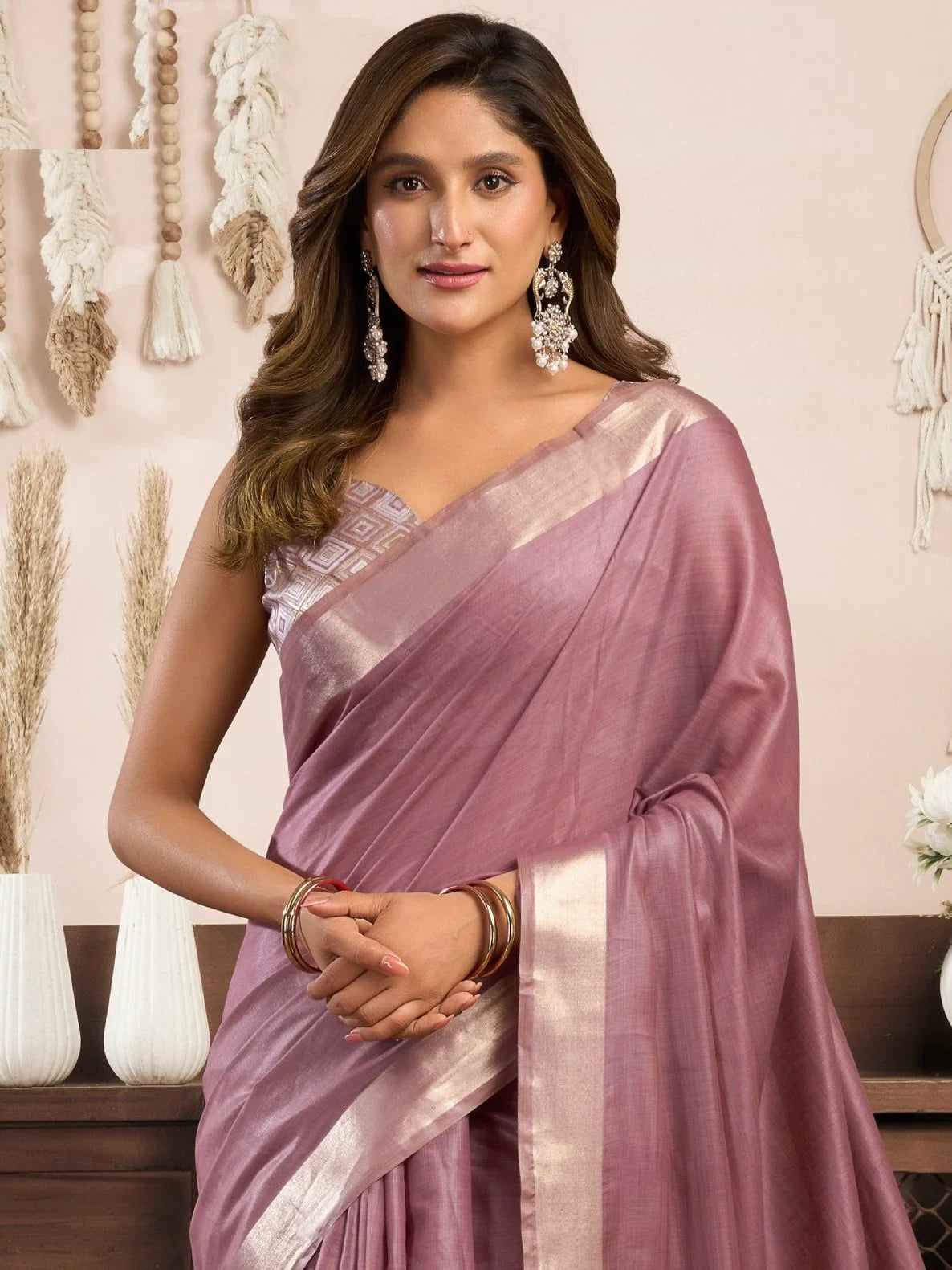Mesmerizing Mauve Zari Weaving Cotton Saree With Blouse