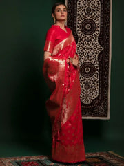 Captivating Red Zari Weaving Silk Wedding Wear Saree With Blouse