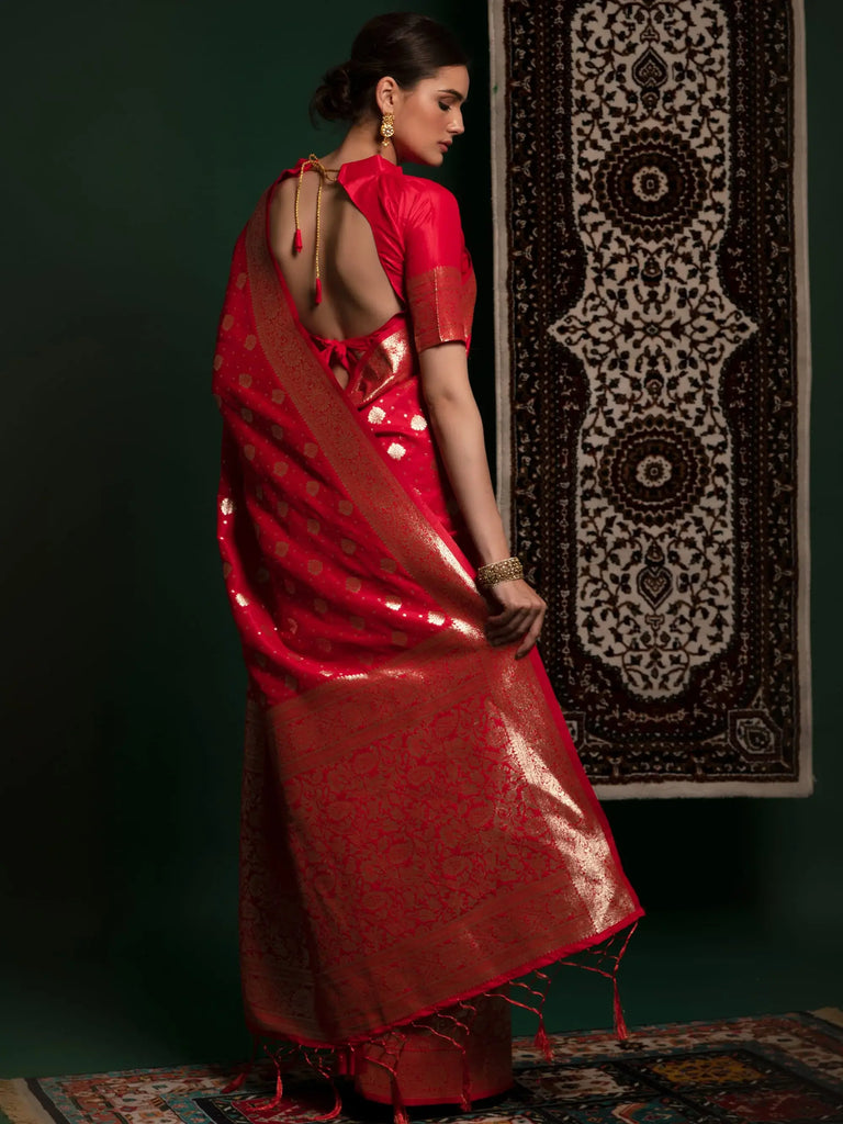 Captivating Red Zari Weaving Silk Wedding Wear Saree With Blouse