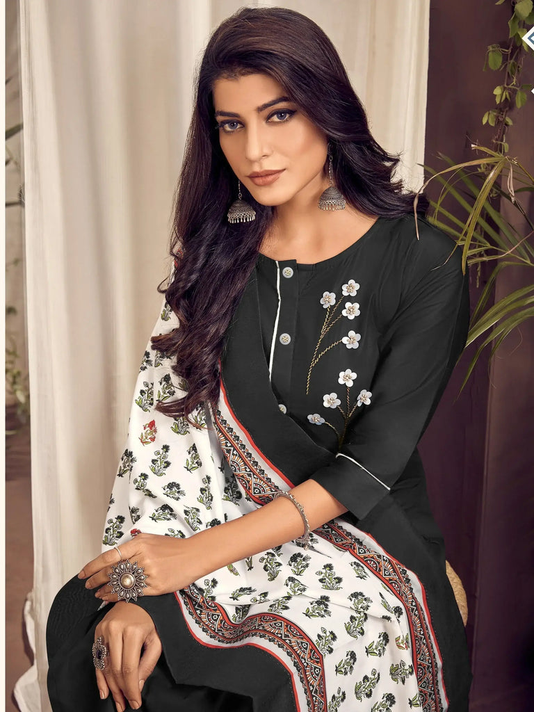 Amazing Black Digital Printed Cotton Festive Salwar Kameez
