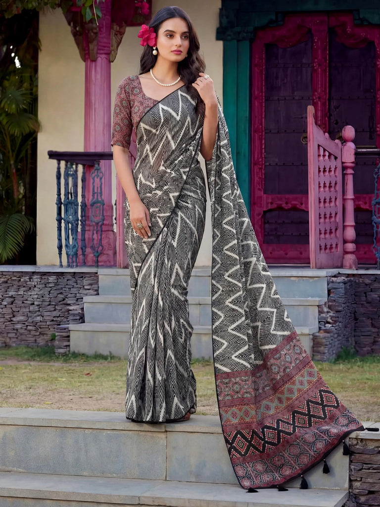 Stylish Black Digital Printed Crepe Casual Wear Saree With Blouse 