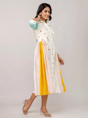 Beautiful White Cotton Embroidered Casual Wear Kurti