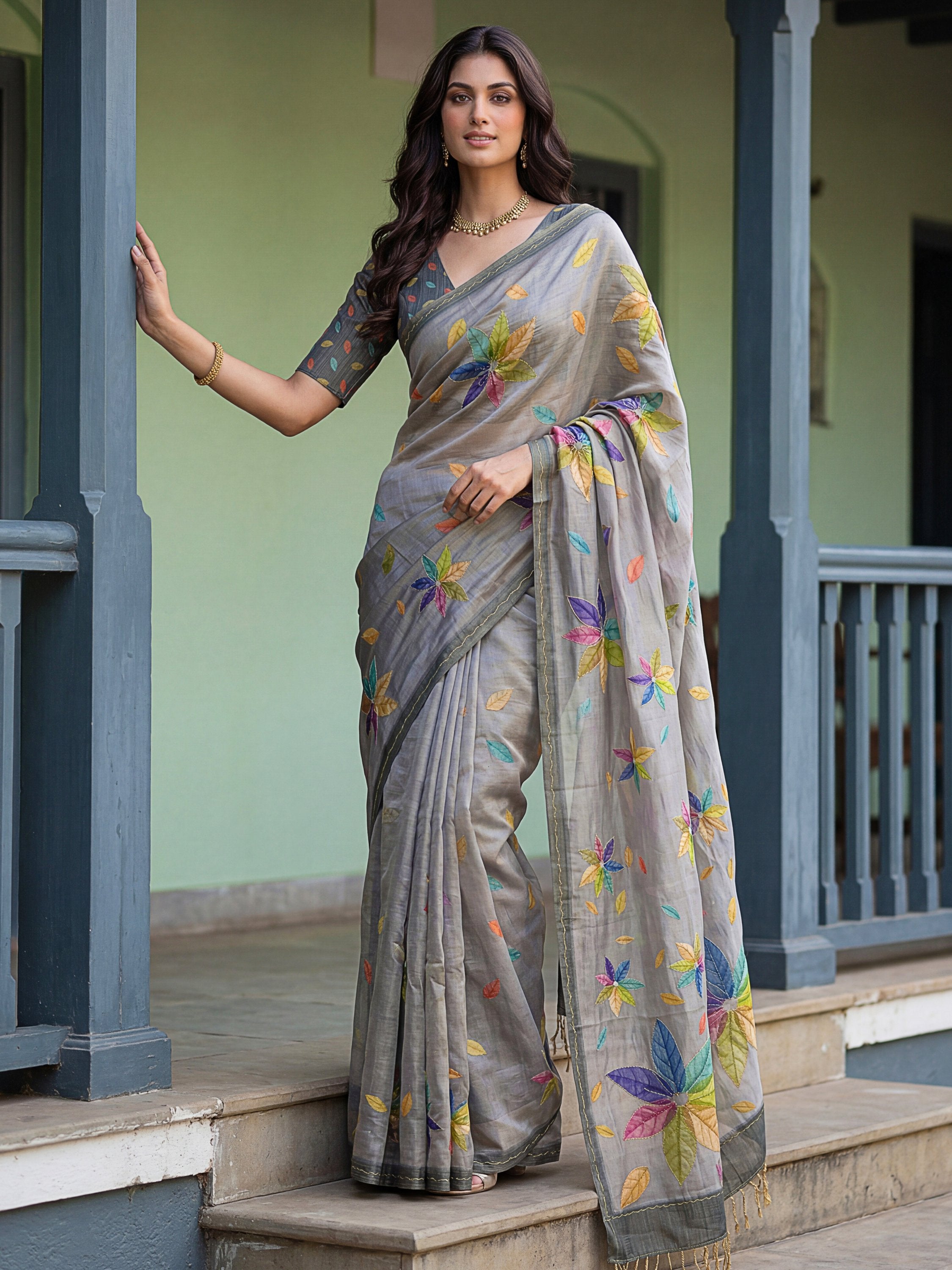 Regal Grey Printed Silk Marriage Wear Saree With Blouse