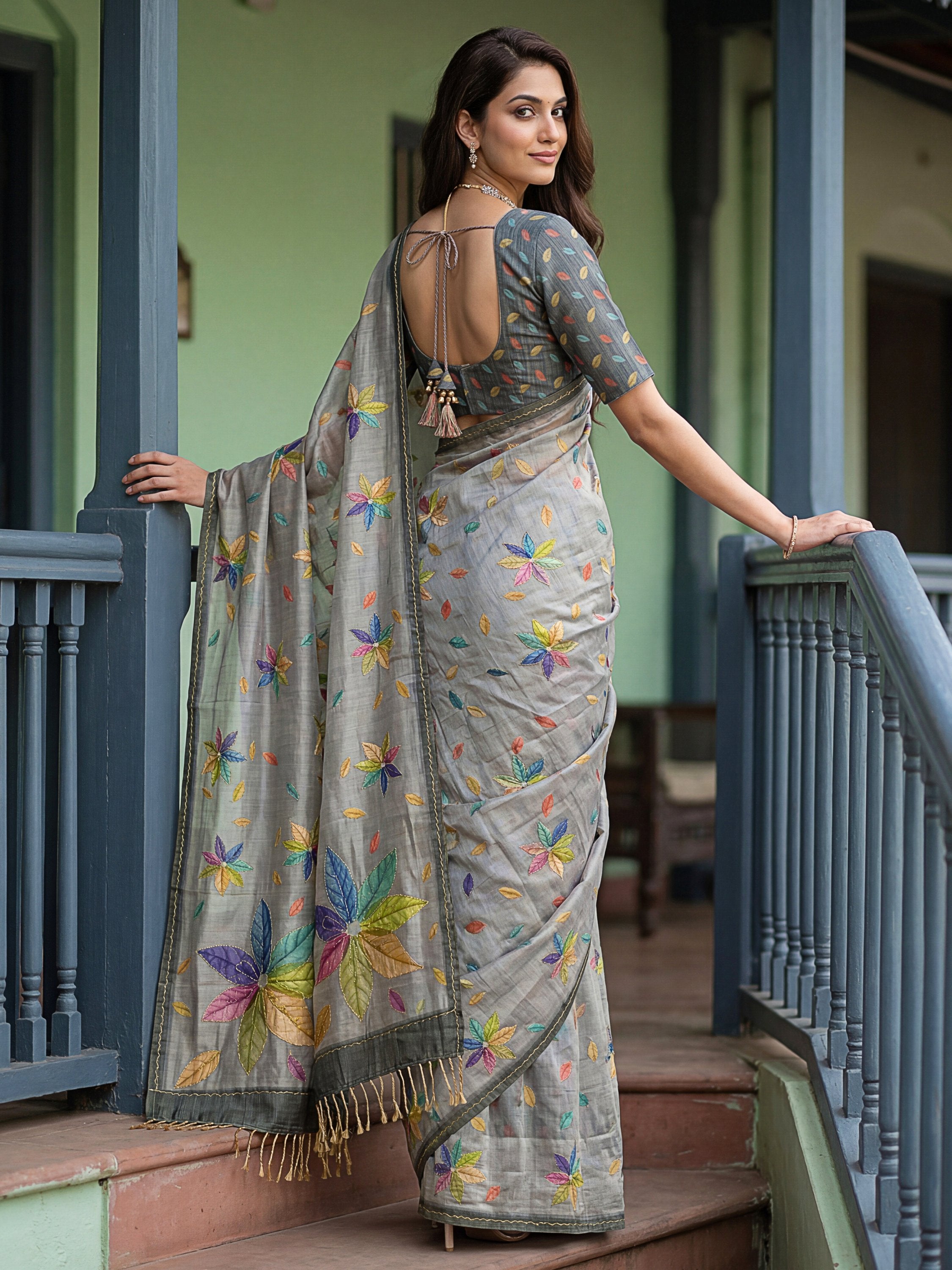 Regal Grey Printed Silk Marriage Wear Saree With Blouse