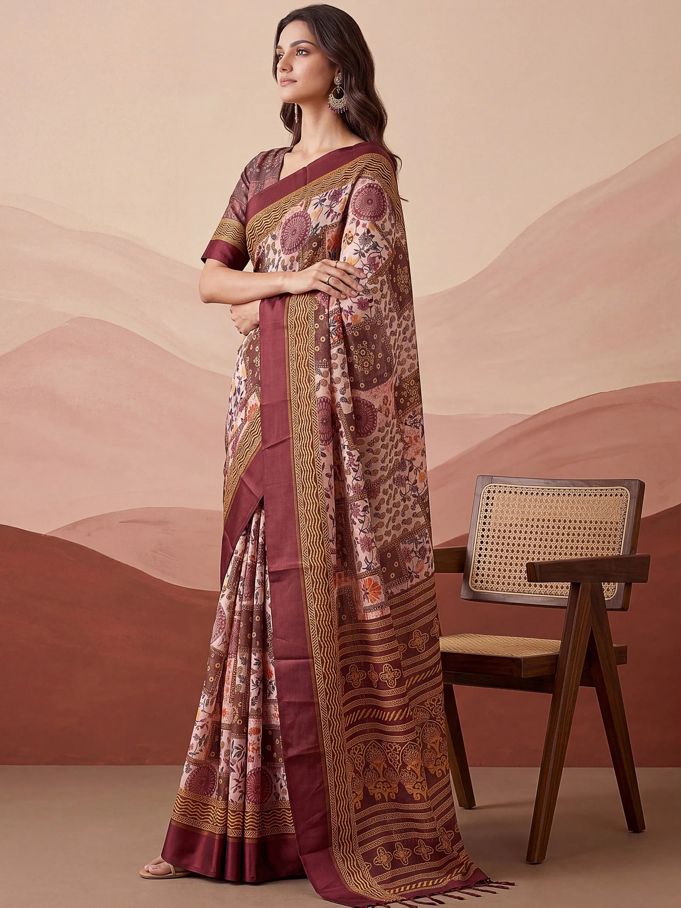 Mesmerizing Pink Floral Printed Silk Marriage Wear Saree With Blouse