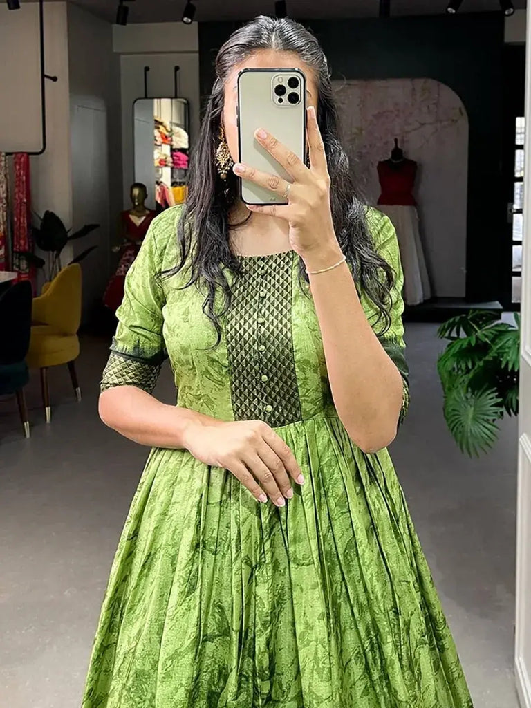 Magnetic Green Shibori Printed Silk Ready-Made Event Wear Gown
