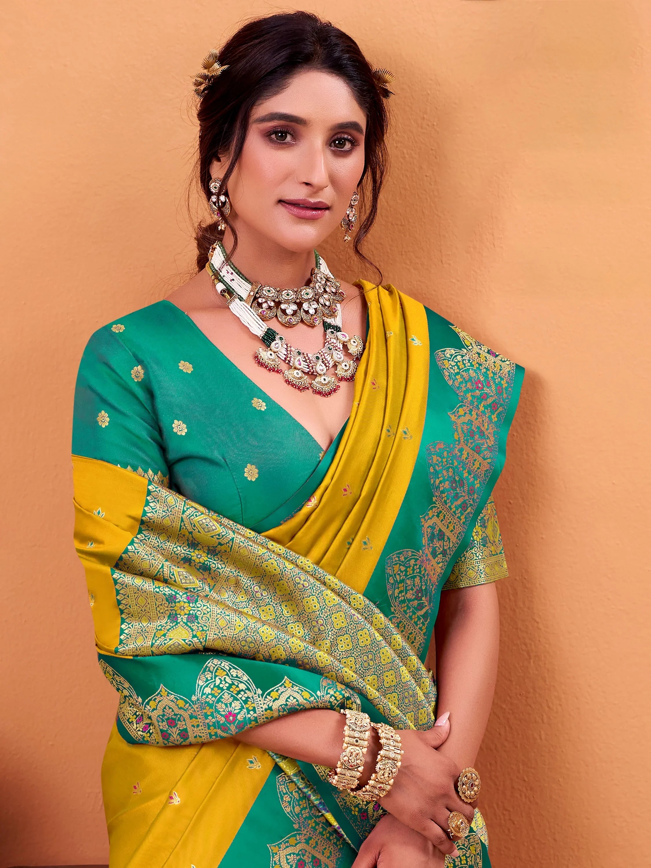 Dazzling Yellow Zari Weaving Silk Haldi Wear Saree With Blouse