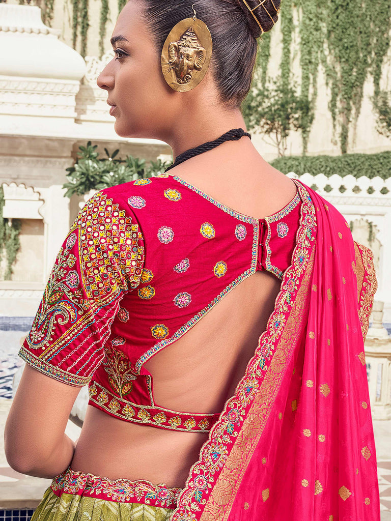 Dazzling Green Embroidered Organza Wedding Wear Lehenga Choli