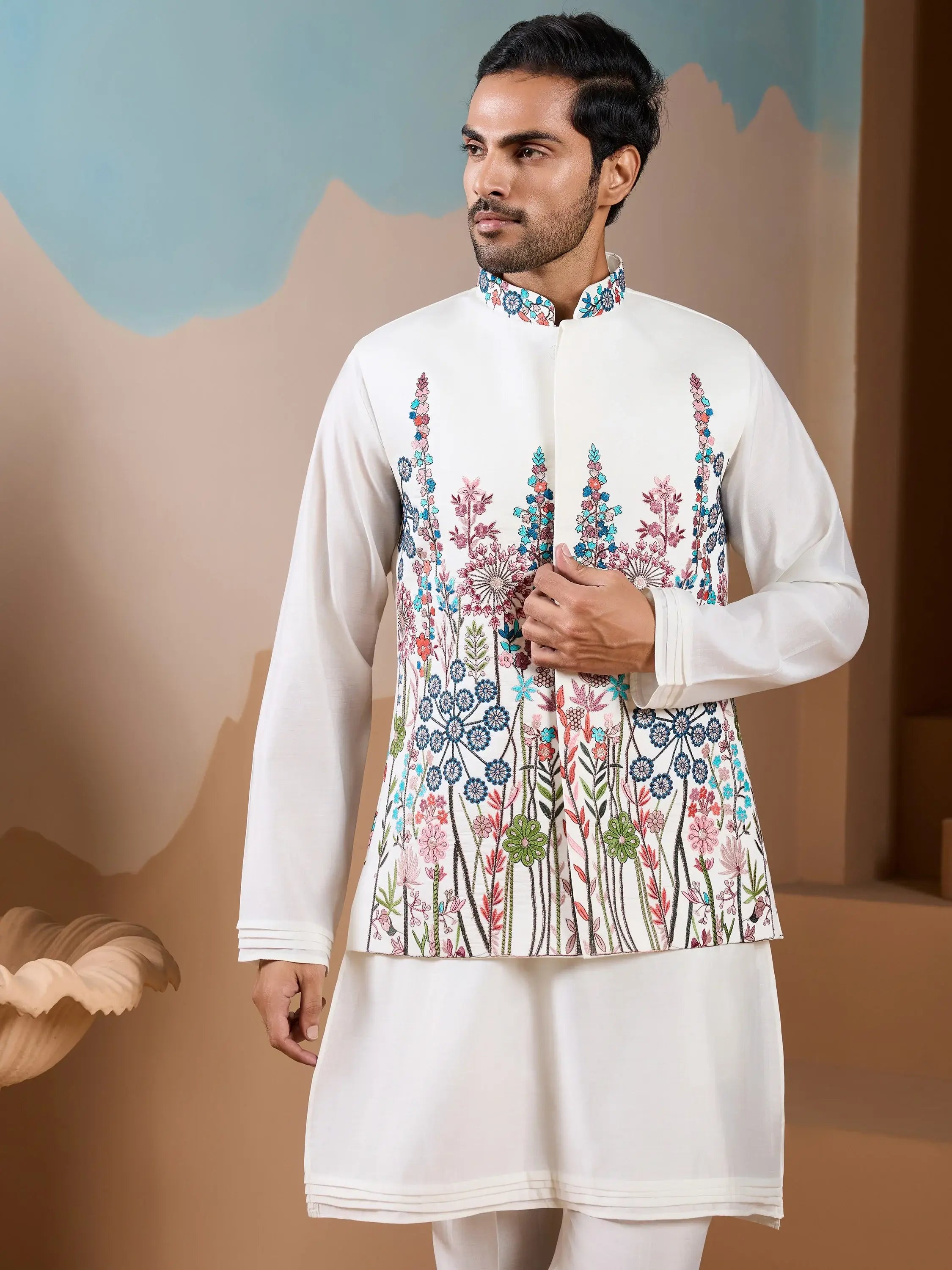Elegant White Silk Men's Kurta And Pant With Thread Work Jacket