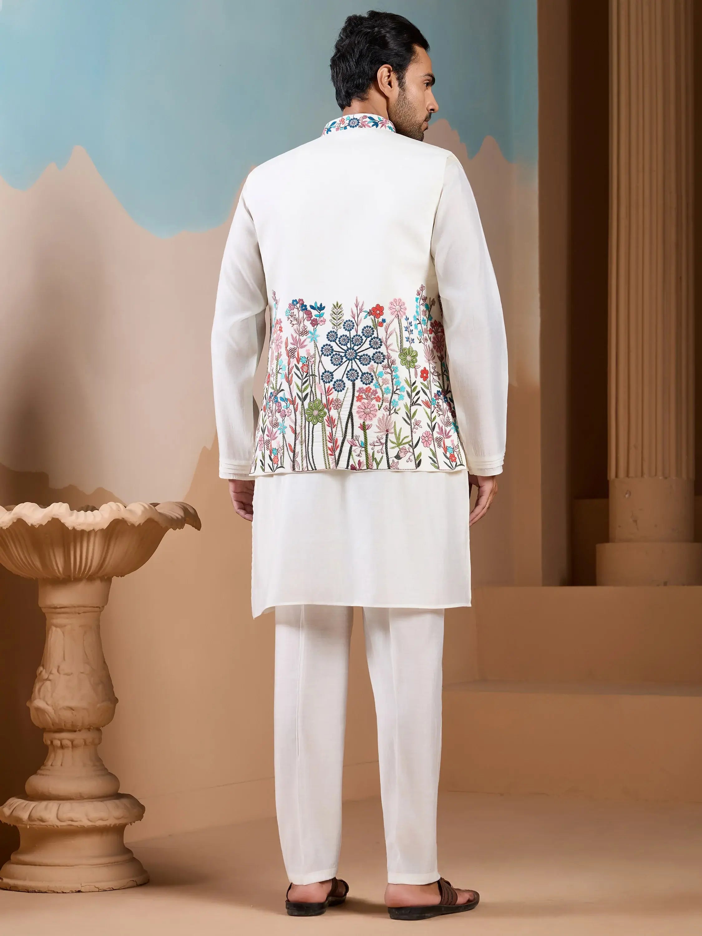 Elegant White Silk Men's Kurta And Pant With Thread Work Jacket