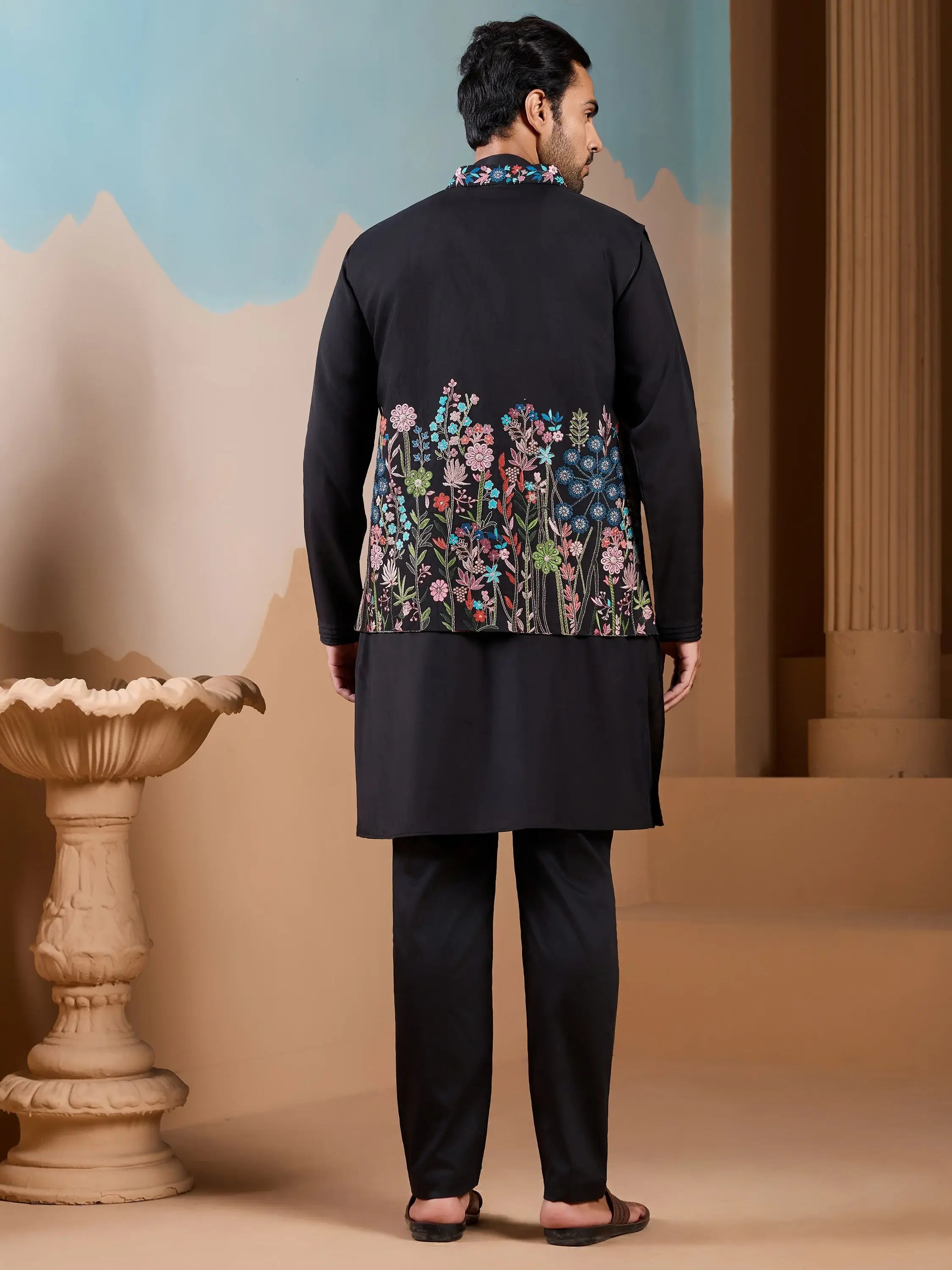 Dazzling Black Silk Men's Kurta And Pant With Thread Work Jacket