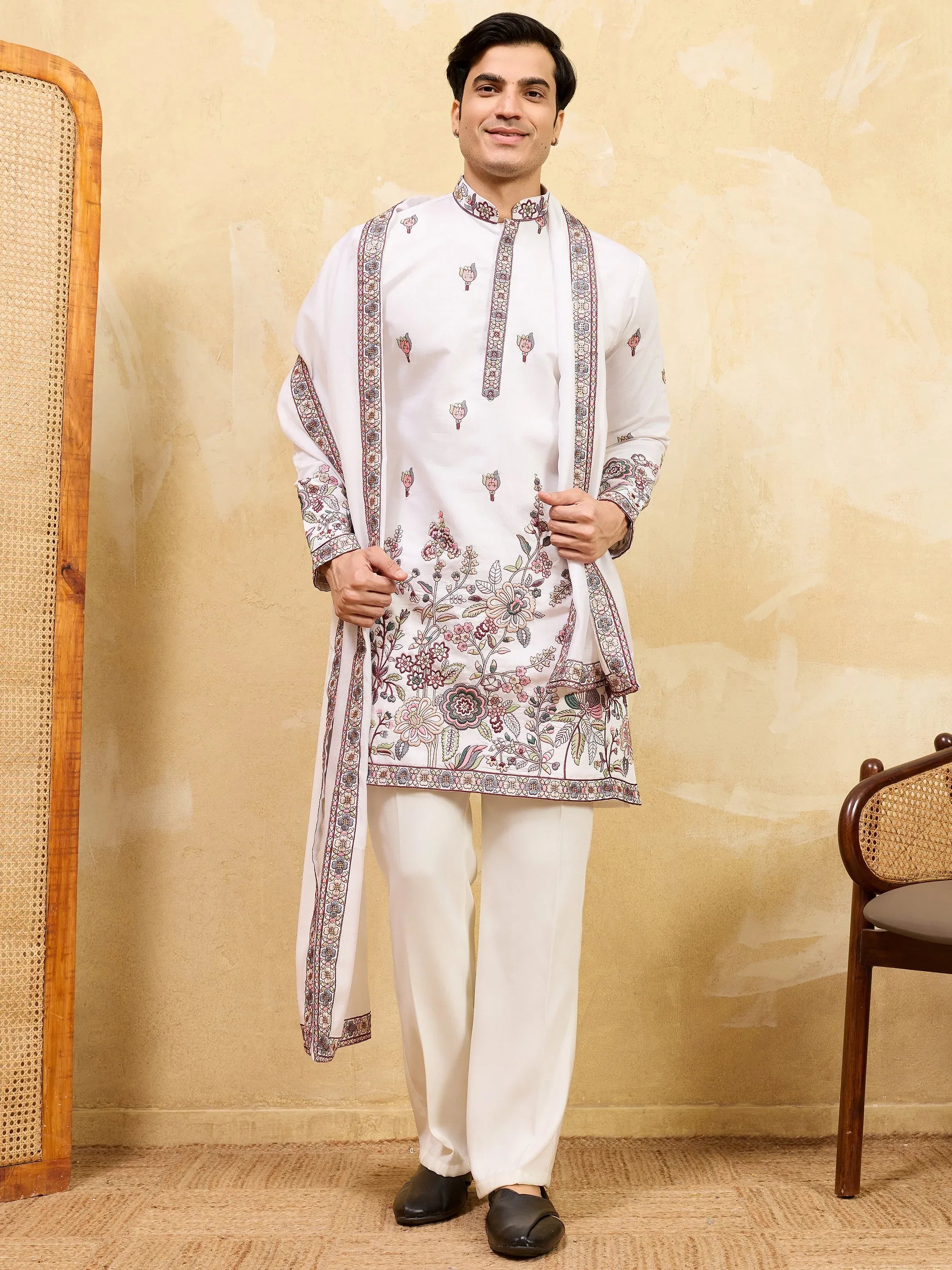Gorgeous White Sequins Silk Festival Wear Men's Kurta With Dupatta