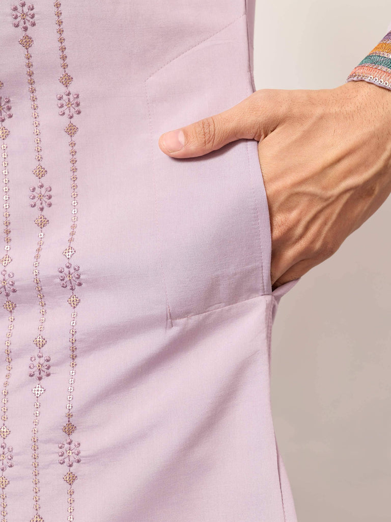 Lavender ethnic kurta with floral embroidery and pocket detail