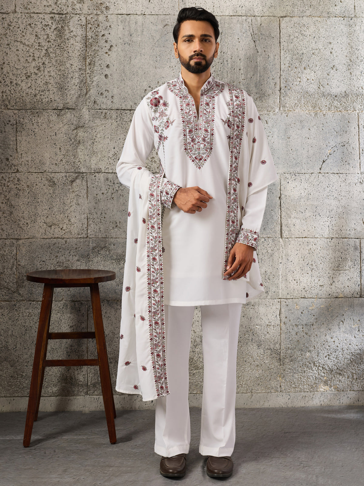 Rich White Floral Embroidery Wedding Wear Men's Kurta Set With Dupatta