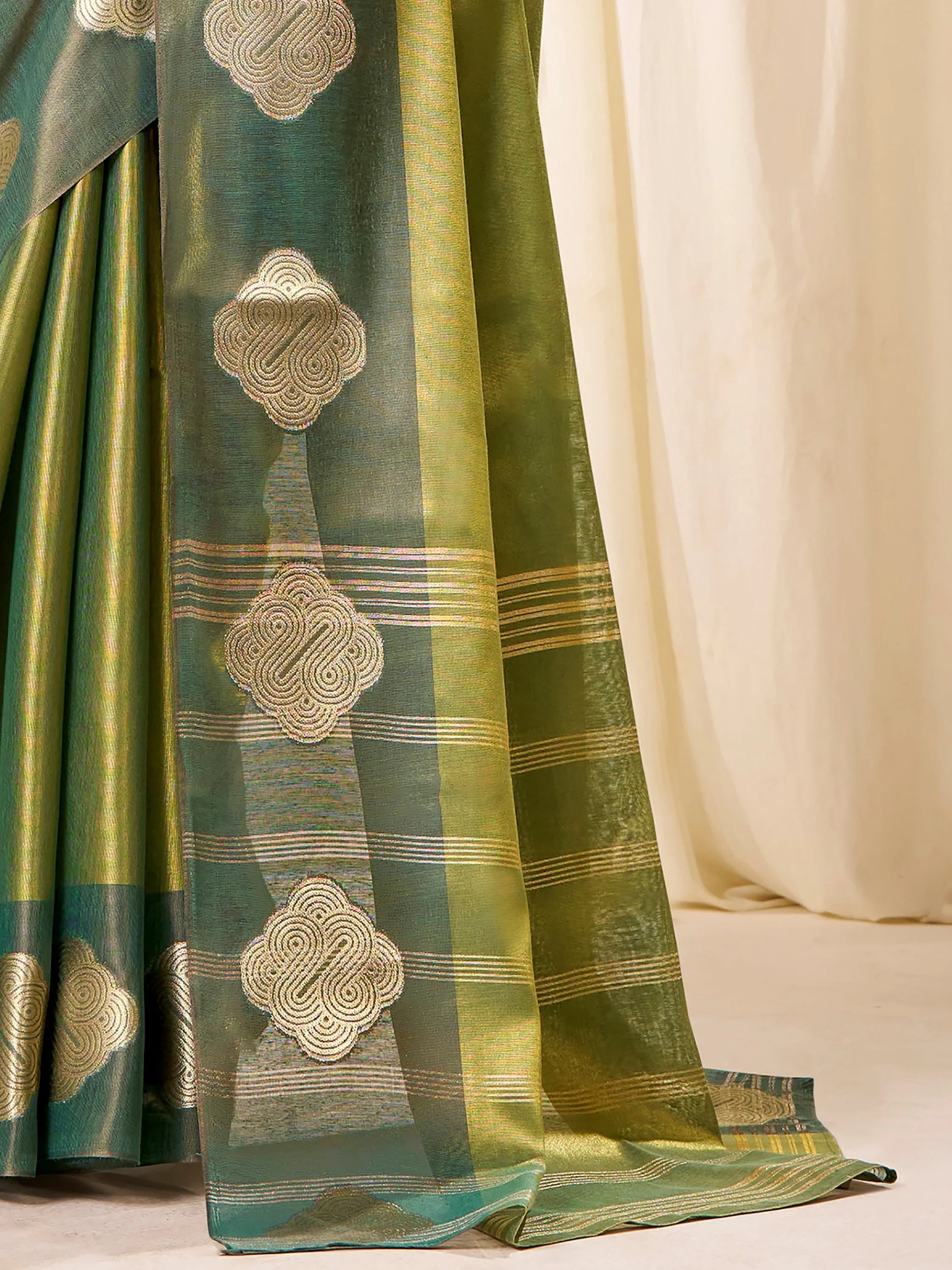 Magnificent Green Zari Weaving Silk Wedding Wear Saree With Blouse