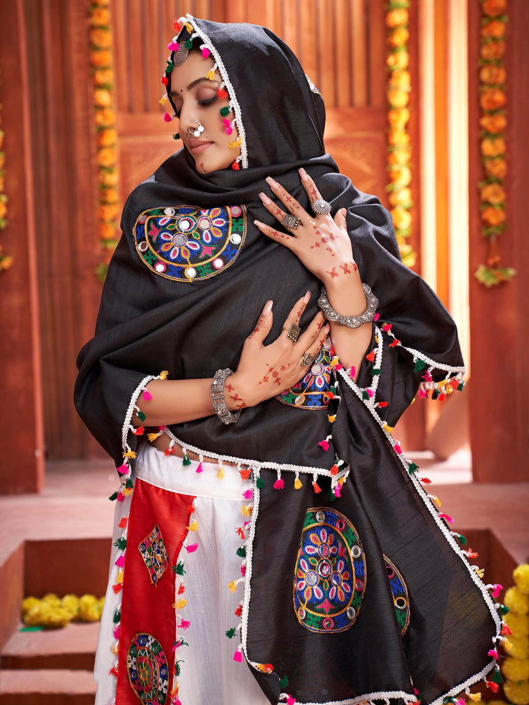 Graceful White Gamthi Work Silk Traditional Wear Rajwadi Ghaghra