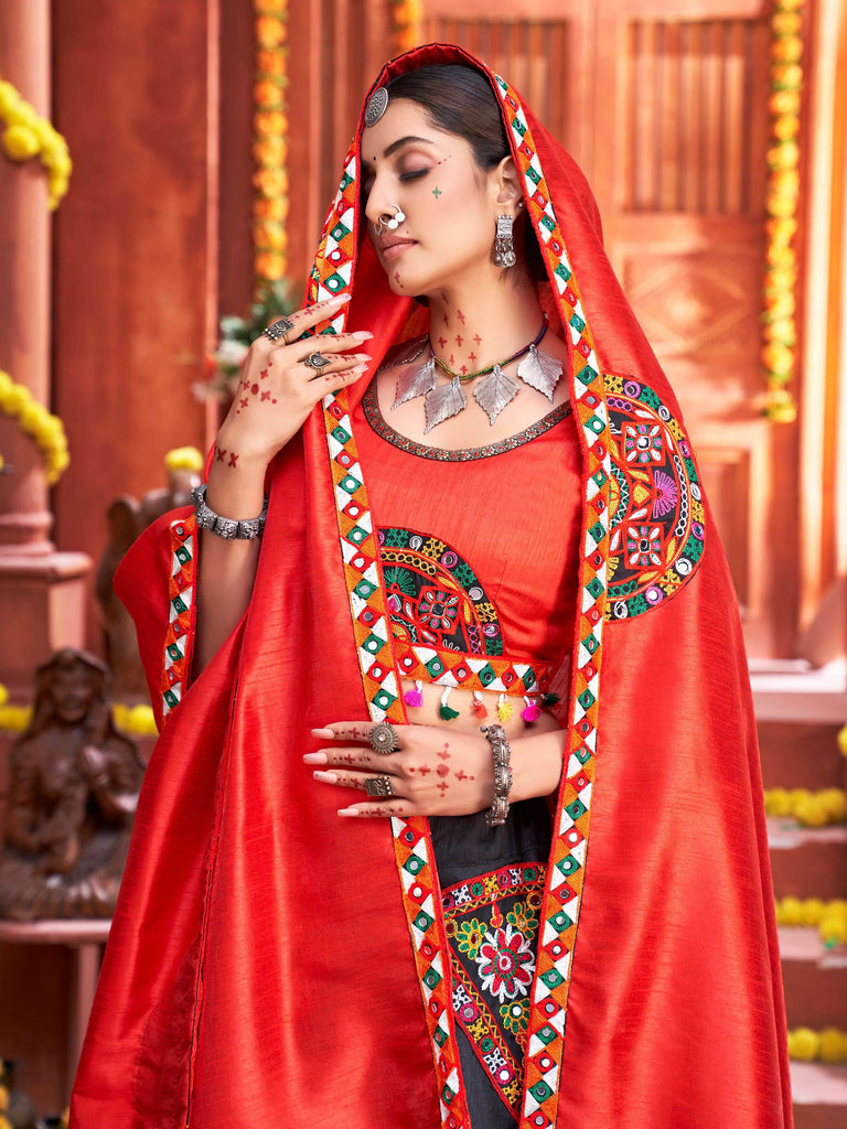 Attractive Black Gamthi Work Silk Traditional Rajwadi Chaniya Choli